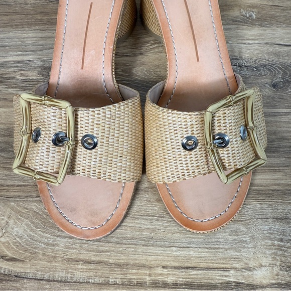 Dolce Vita Elegant Tan Raffia Woven Slide Block Heel Sandals - Picture 7 of 7